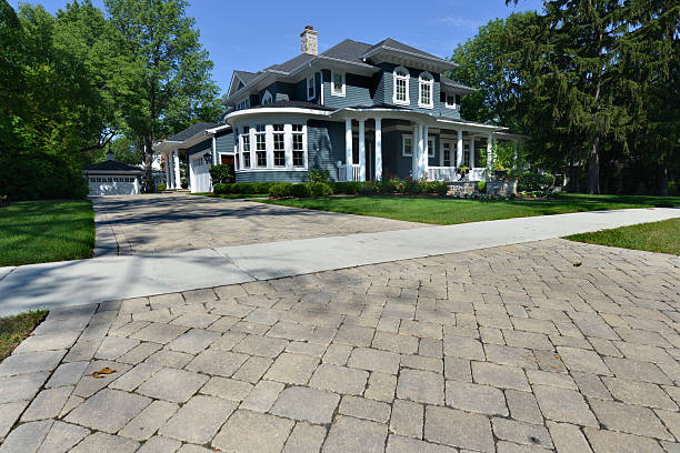 Best Residential Driveway Paver Services  in Oakdale, MN